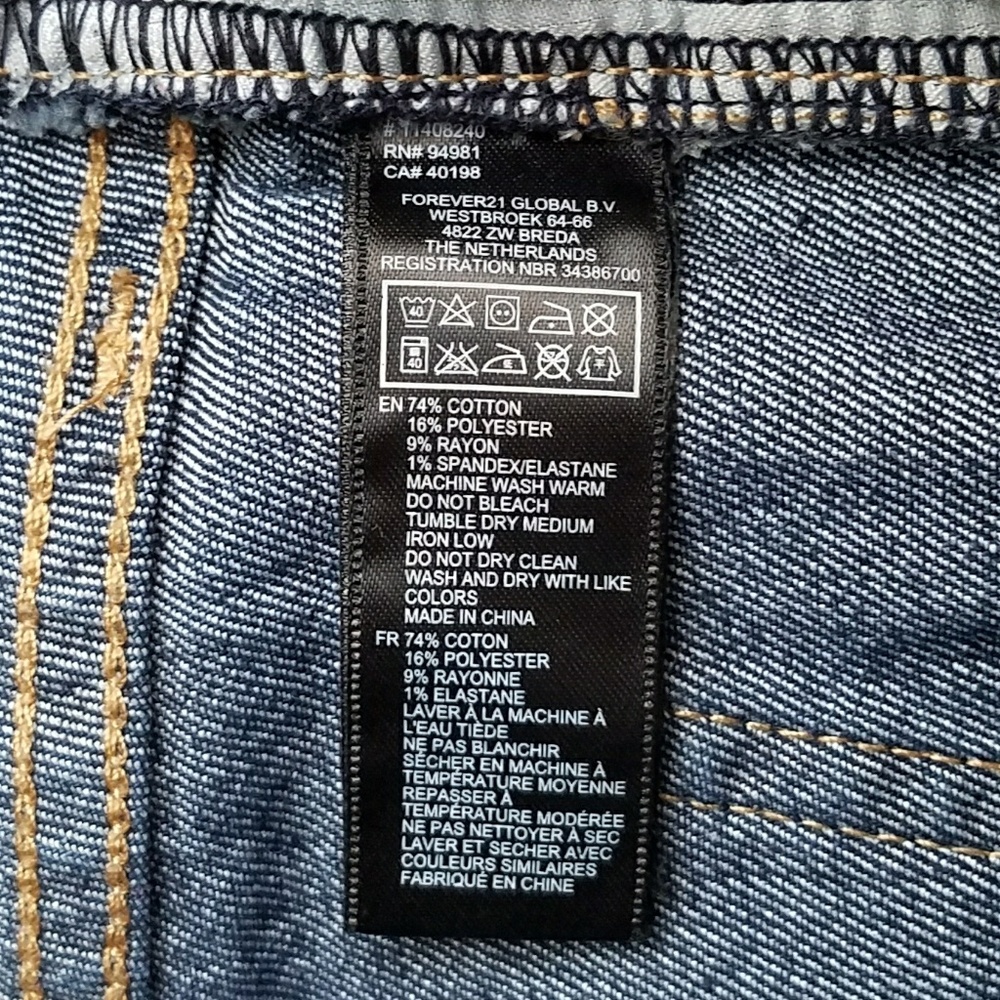 Forever 21 Low-Rise Skinny Jeans - Picture 8 of 8